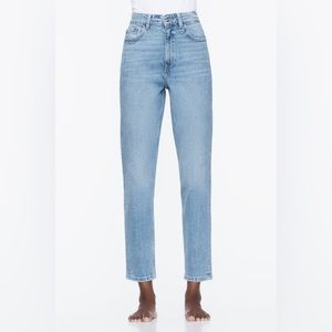 ZARA 100% organic cotton jeans sz 4 light wash mom jeans